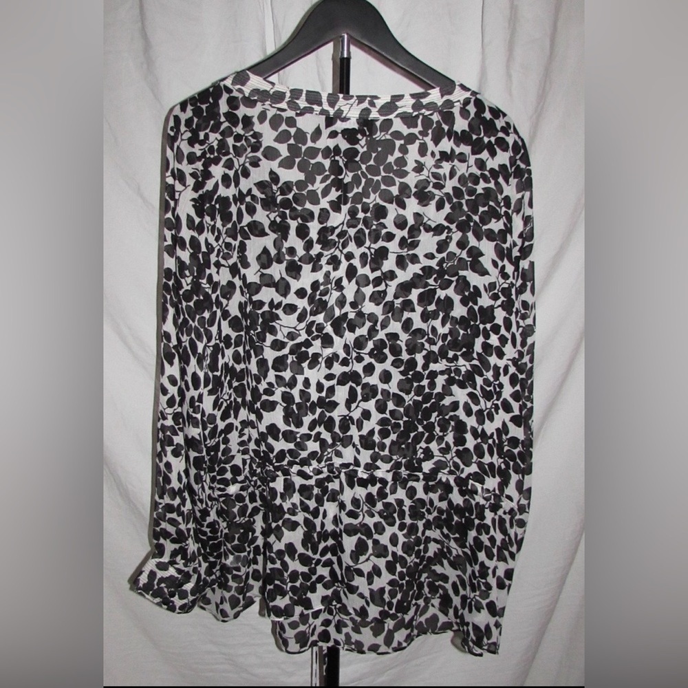 George Monochrome Leaf Print Blouse - Picture 5 of 5